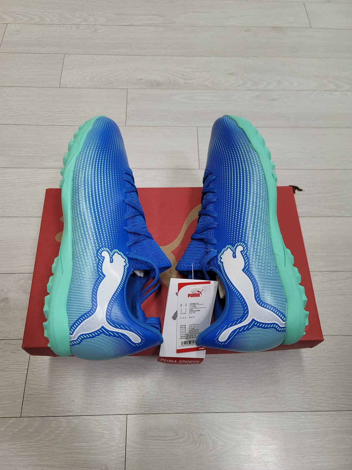 (270)푸마 풋살화 퓨처 7 플레이 TT[대전 직거래도 가능] 상품이미지1