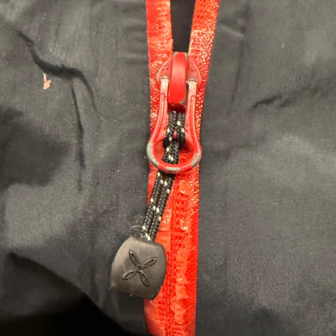 [정품/M] 몬츄라 바람막이 자켓 레드 블랙 b14 상품이미지6