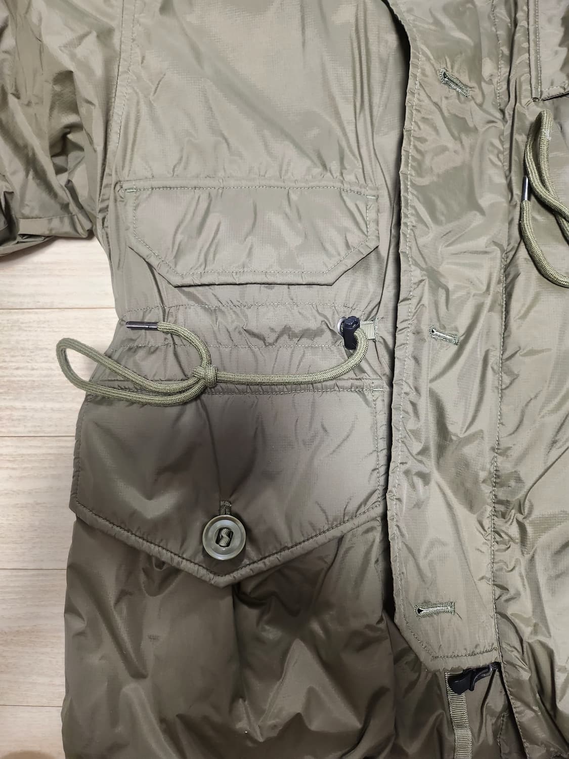 아웃스탠딩 카라코람 구스다운  상품이미지4