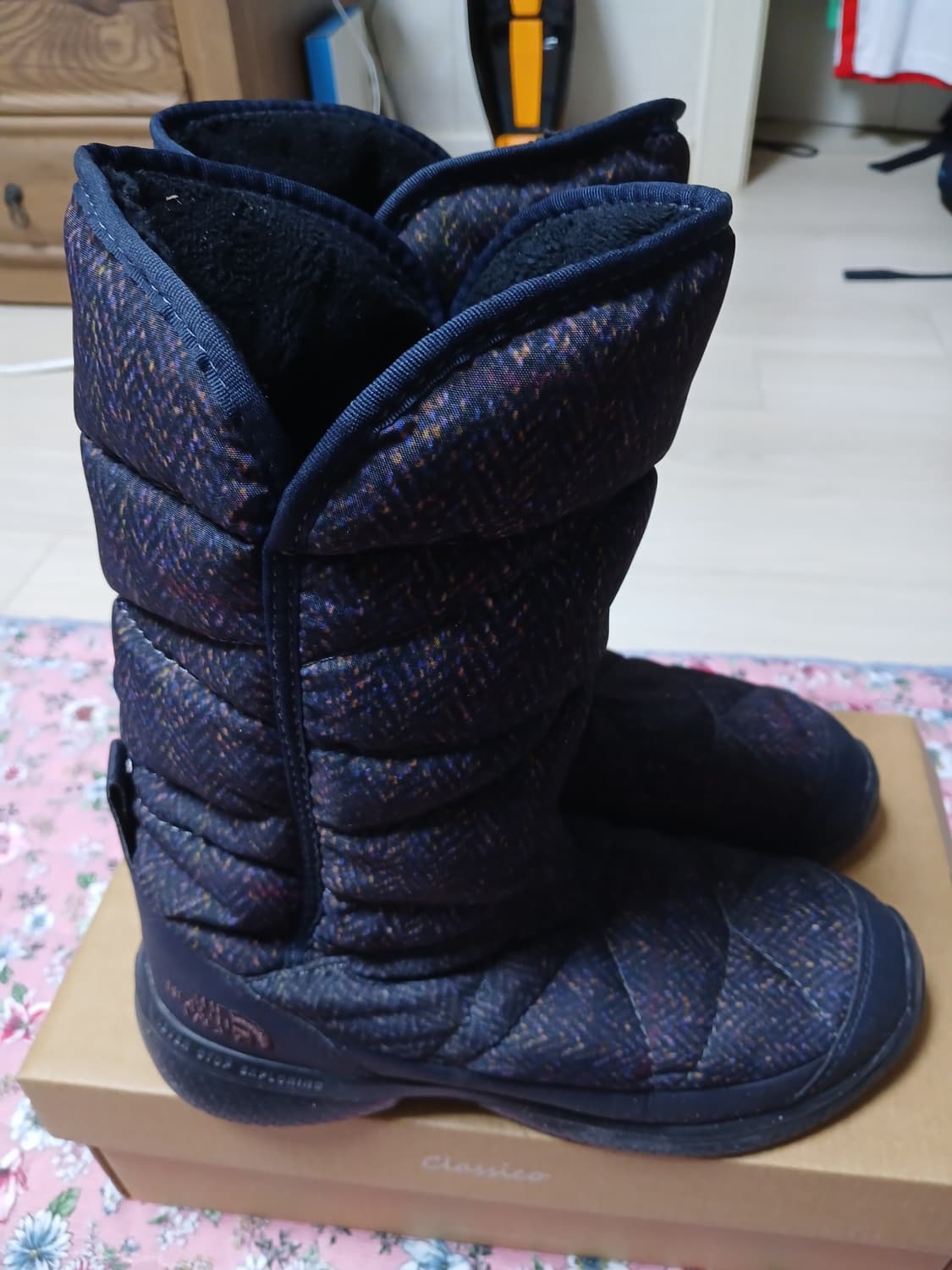 노스페이스 패딩부츠 (240mm)  상품이미지2