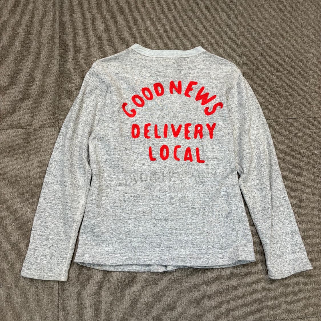 DENIM DUNGAREE 데님앤던가리 우먼스 웜업 자수 탑 상품이미지4