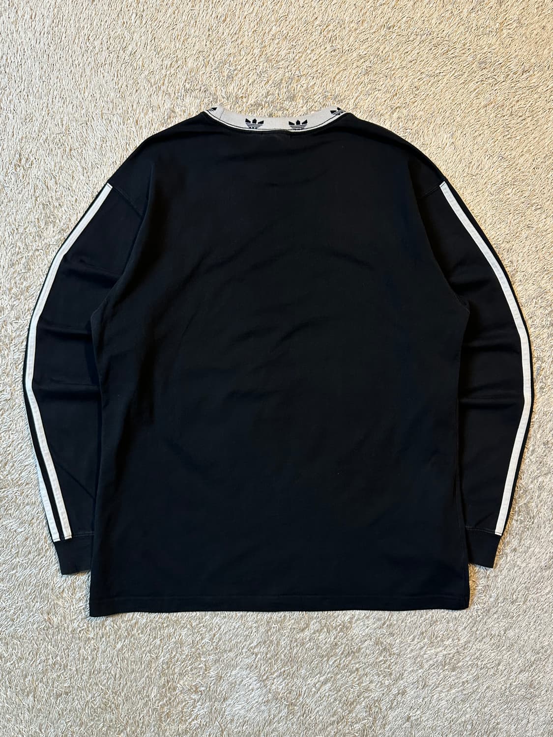 아디다스 ADIDAS 넥로고 스포티 사이드라인 롱슬리브 블랙 상품이미지3