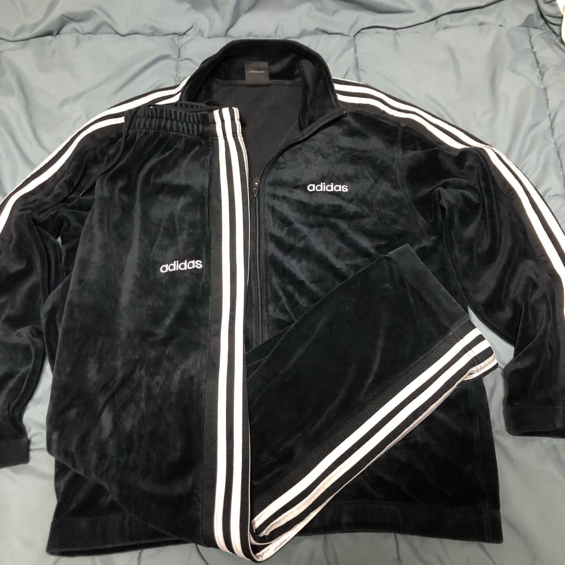 아디다스 벨벳 져지 세트 상품이미지1