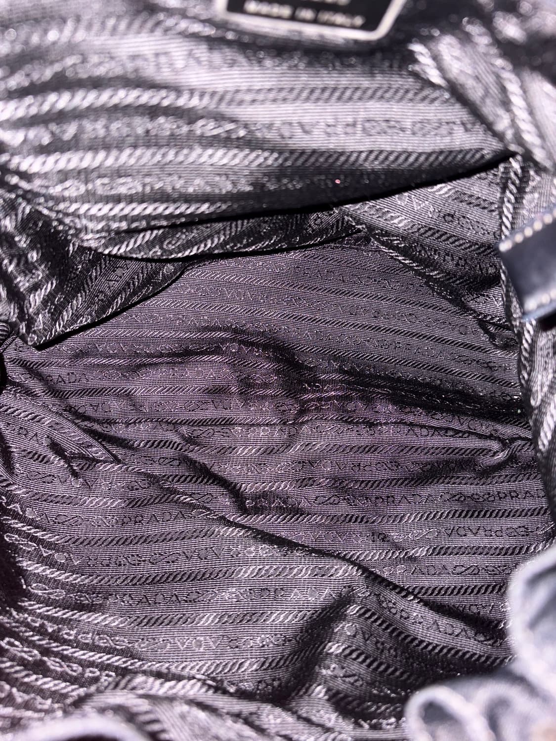 프라다 백팩 미듐 상품이미지9