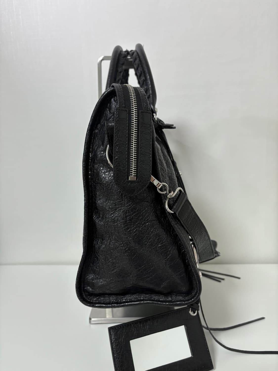 발렌시아가 시티 모터백 블랙 상품이미지2