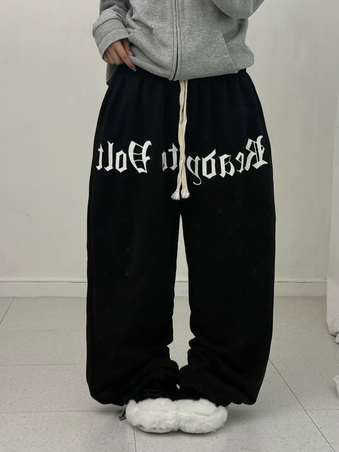 빈티지 레터링 블랙 코튼팬츠 상품이미지1