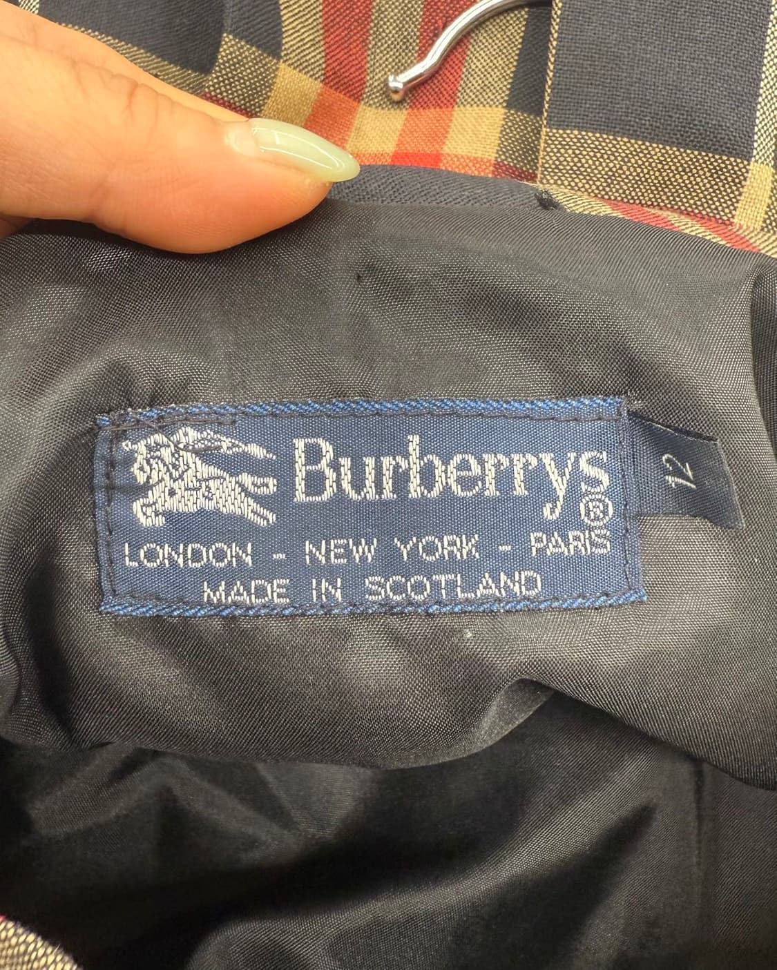 버버리 레드 노바체크 핀턱 미디스커트  상품이미지7