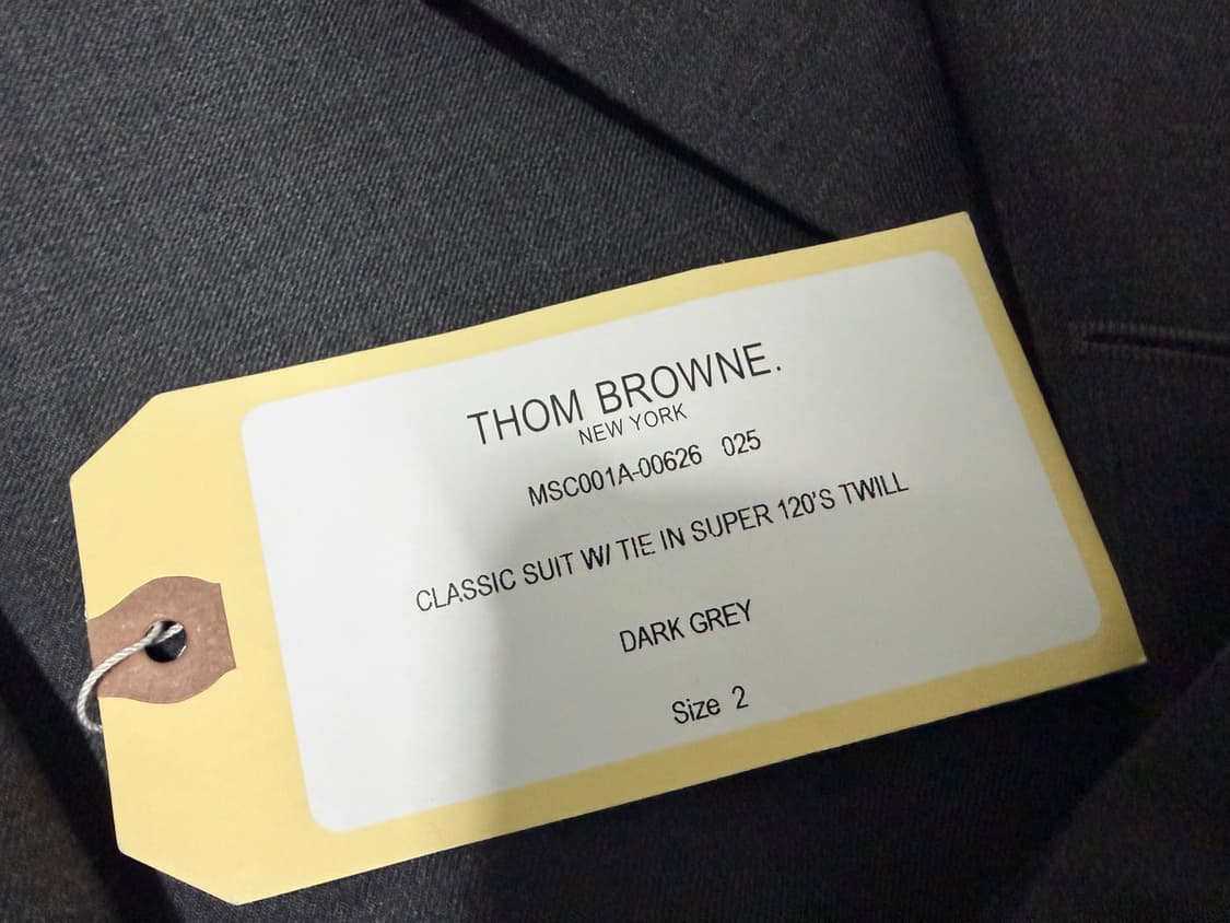 톰브라운 클래식 수트 다크그레이 2사이즈 상품이미지5