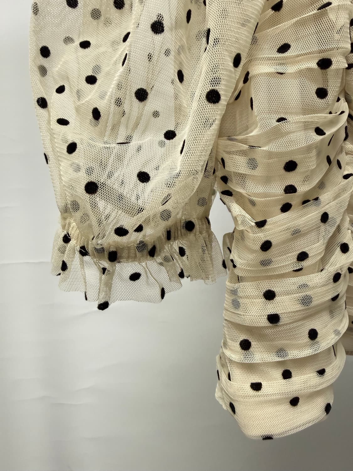 H&M 매쉬 도트 크롭 블라우스 상품이미지5