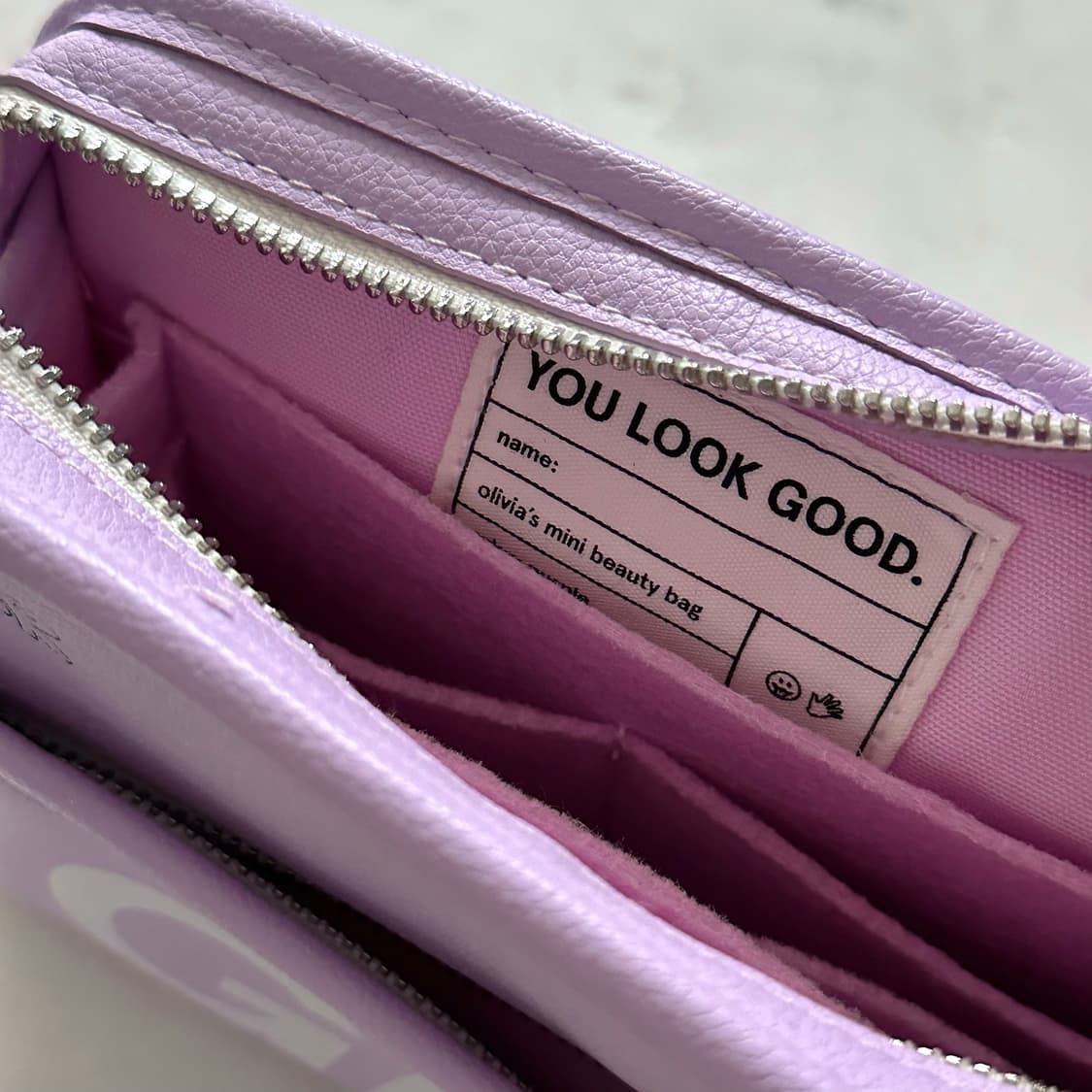 Glossier 글로시에 × 올리비아 로드리고 한정판 메이크업 파우치 상품이미지5