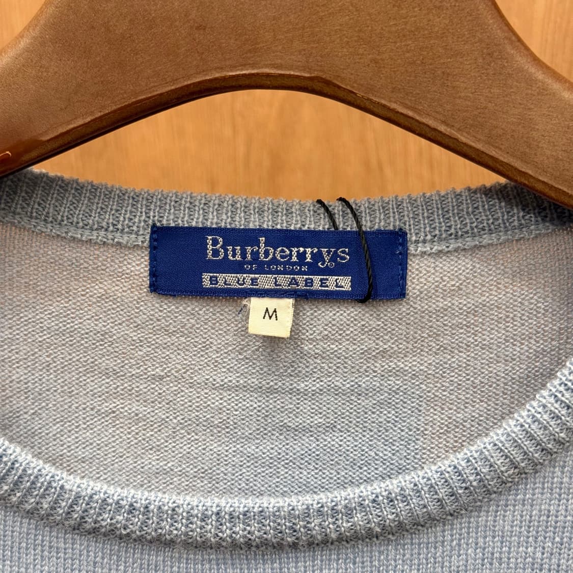 버버리 블루 라벨 반팔 니트 라운드넥 자수 로고 디테일 라이트블루 상품이미지7