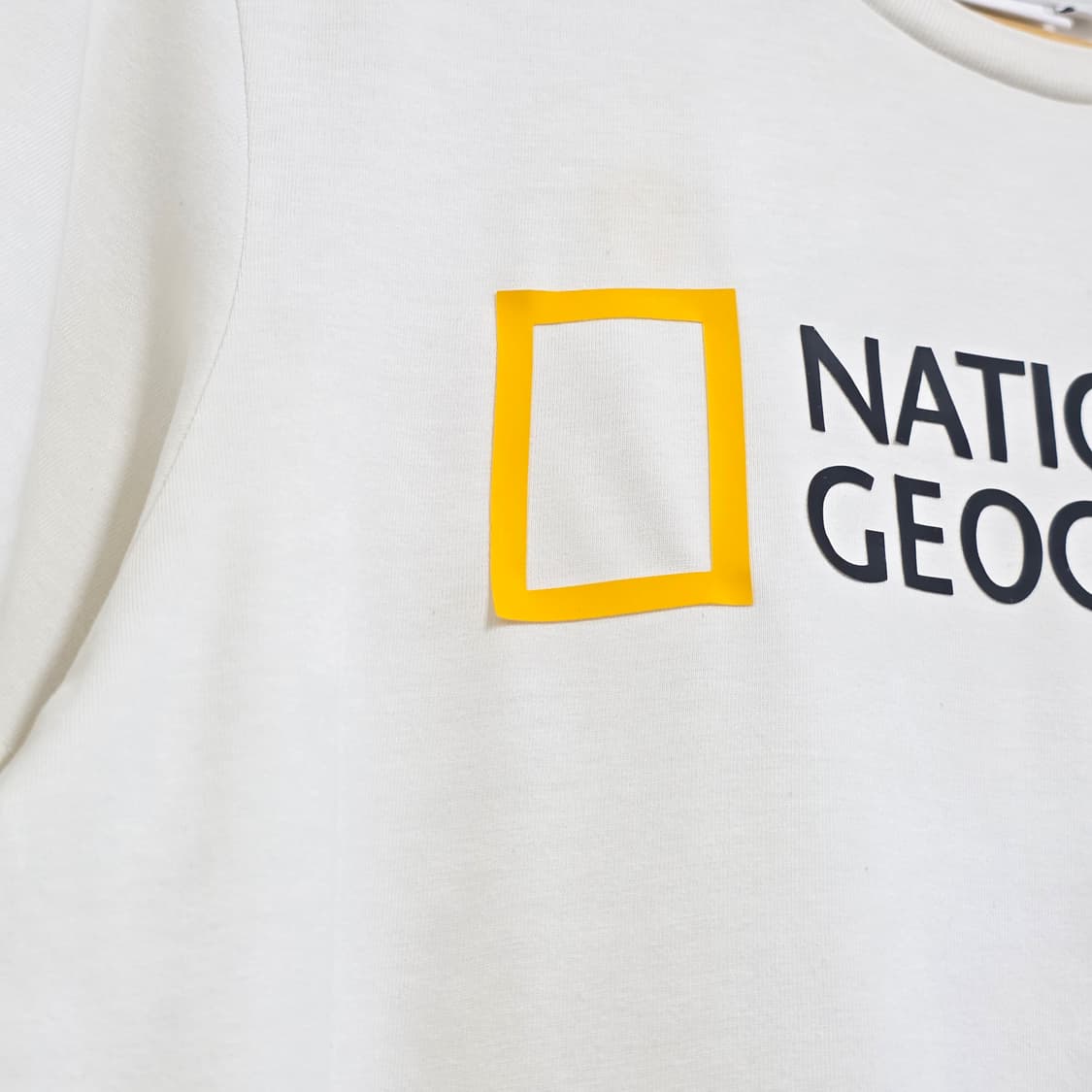 90-95 내셔널지오그래픽 반팔 티셔츠 아이보리 상품이미지4