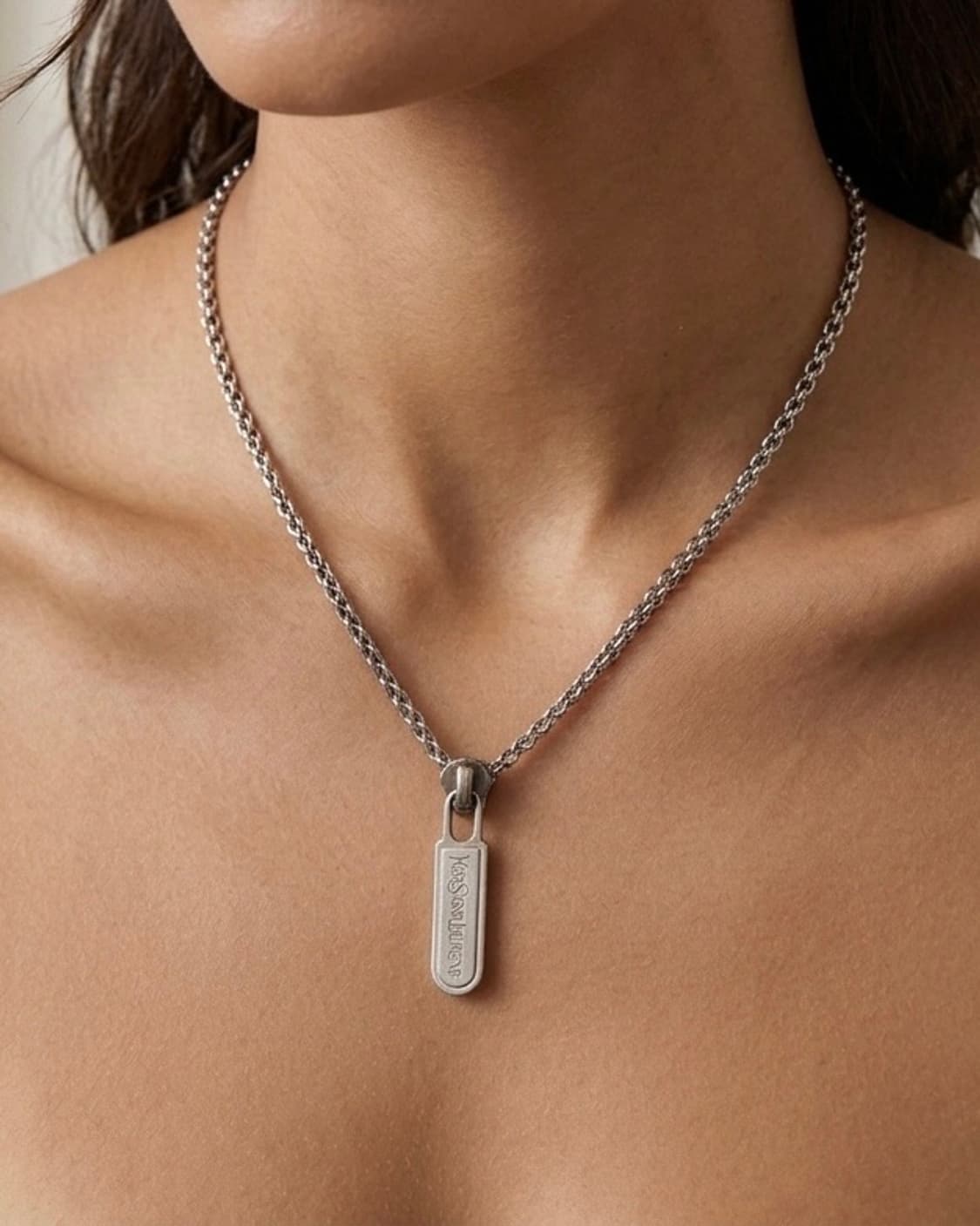 Ysl 지퍼 목걸이 상품이미지1