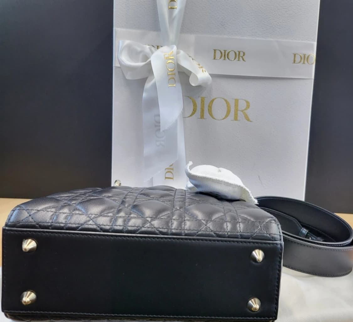 (정품)디올 레이디백 스몰 블랙 상품이미지5
