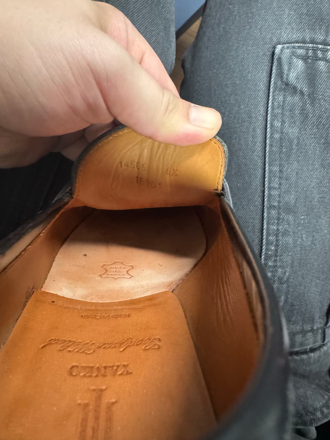 얀코 카사레스 페니로퍼 6.5 (255)   상품이미지6