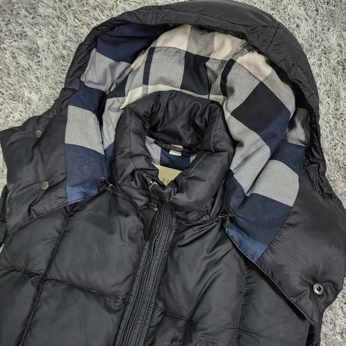 버버리 다운 조끼 남성100

 상품이미지2