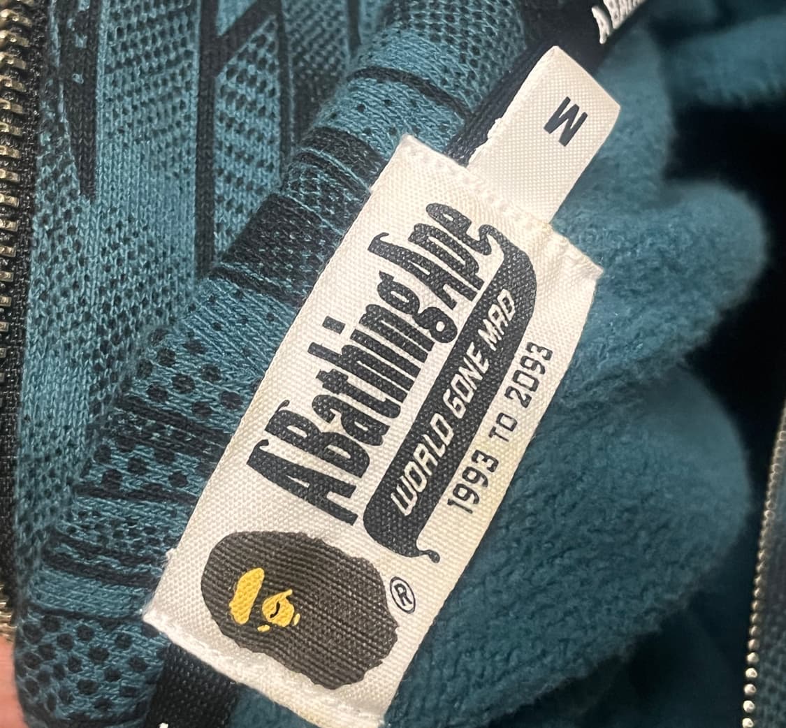 새상품급) 베이프 스피드레이서 샤크 후드집업 상품이미지4