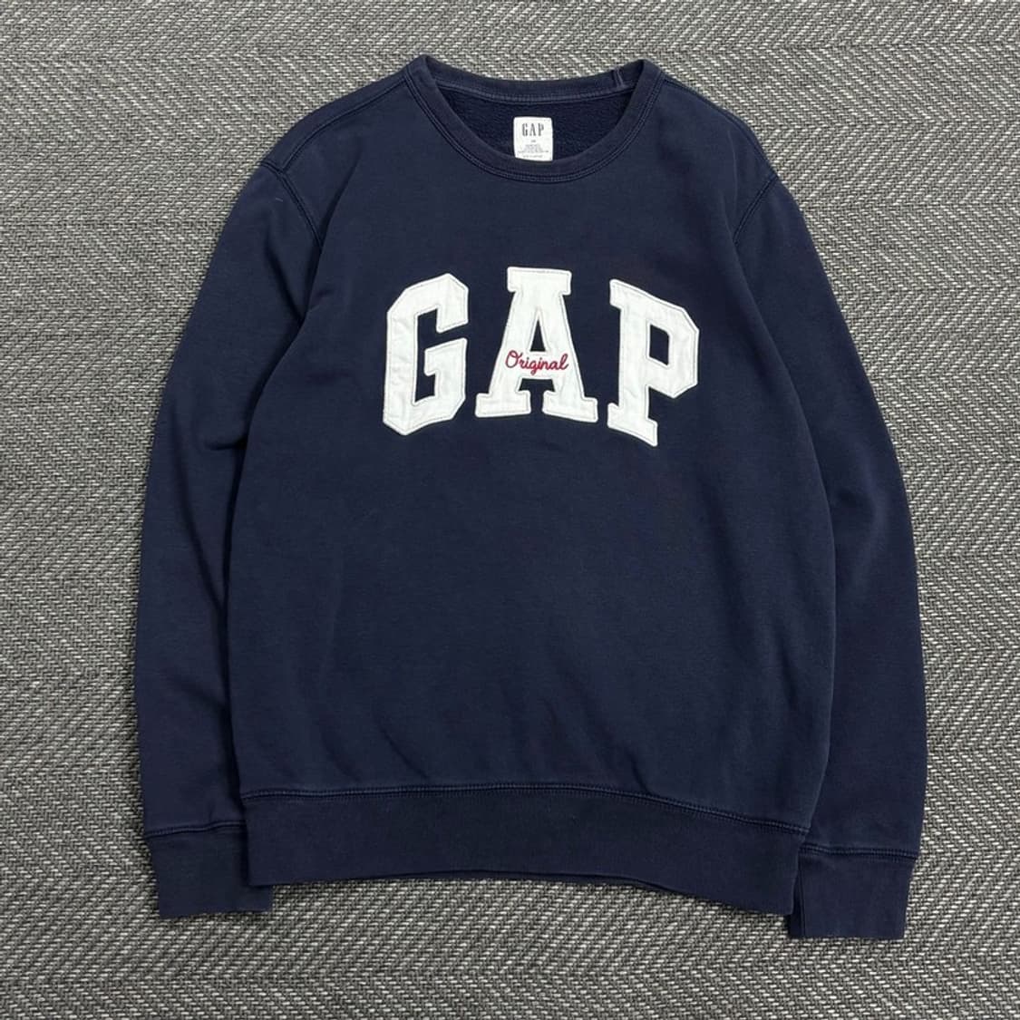 GAP  자수 패치 맨투맨 V0518 상품이미지1