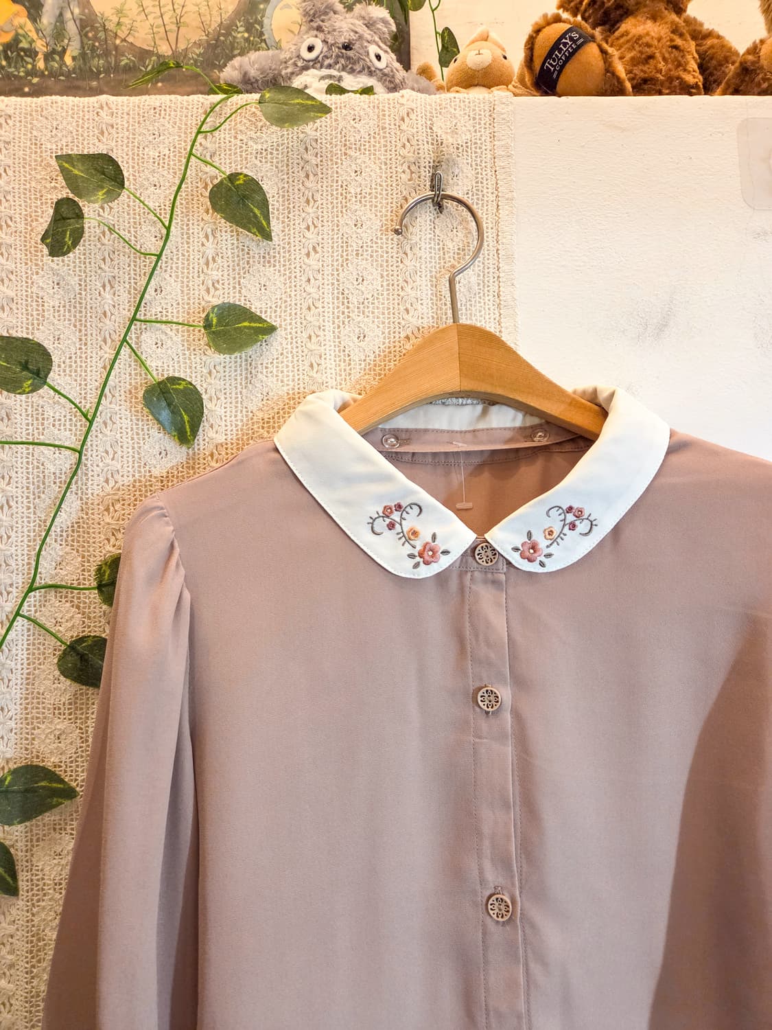 꽃자수 카라 블라우스 상품이미지2