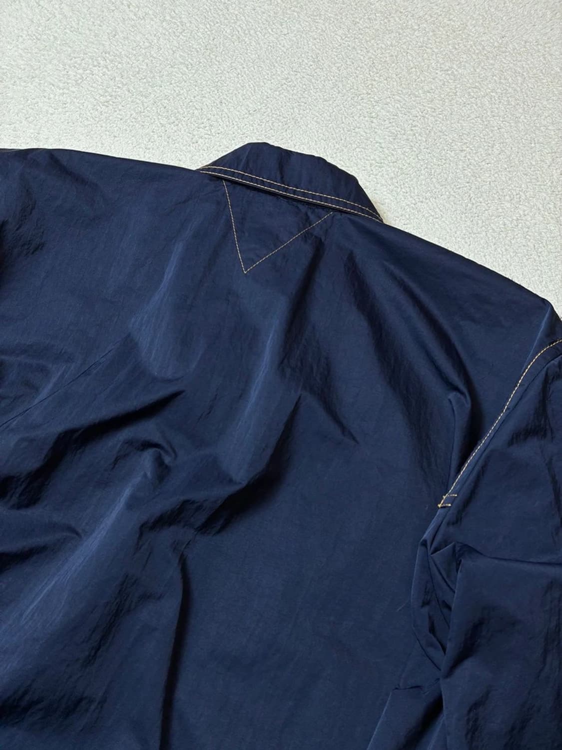 보테가베네타 24ss 테크 나일론 셔츠 자켓 PN8041 상품이미지6