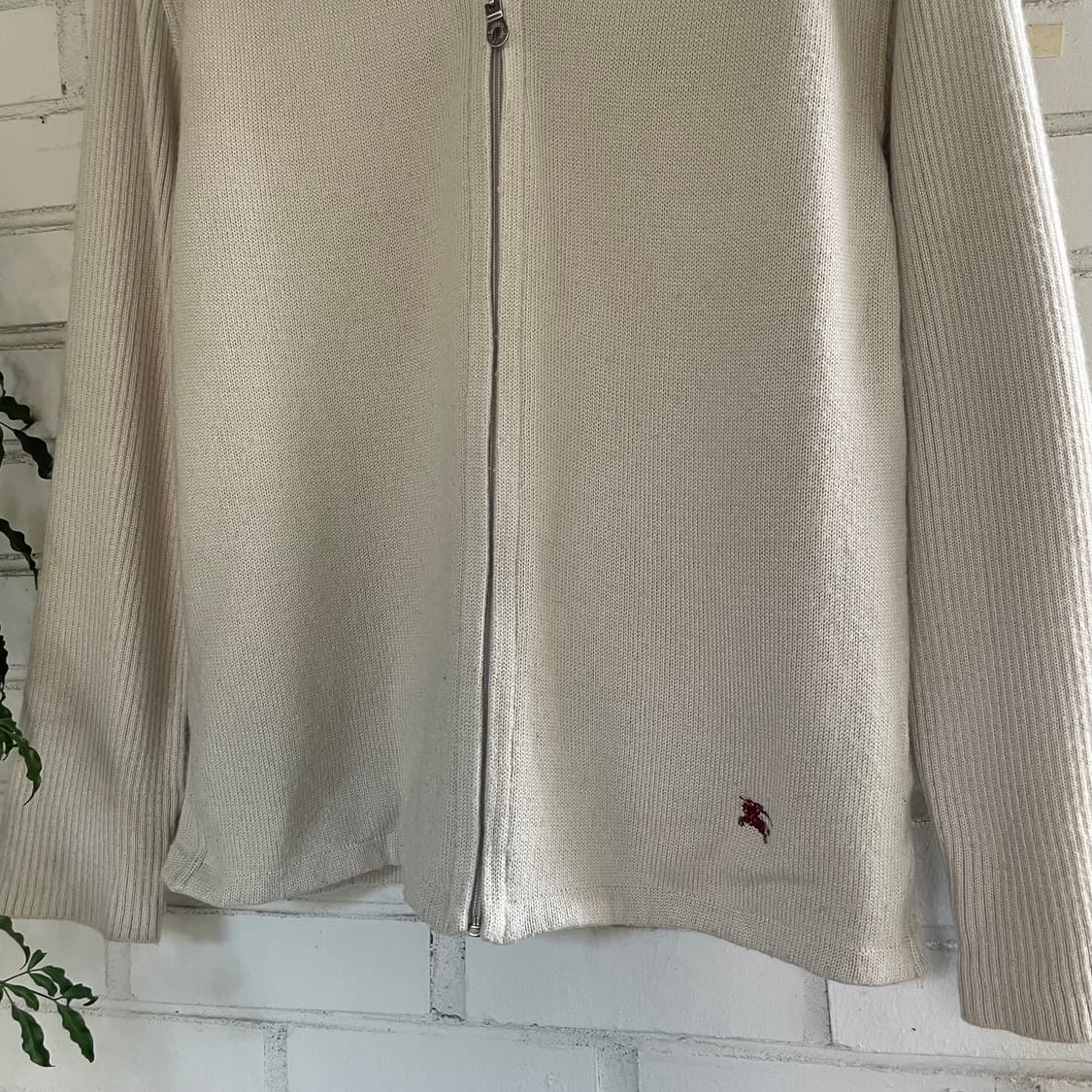 버버리 아이보리 베이지 니트 집업 상품이미지3