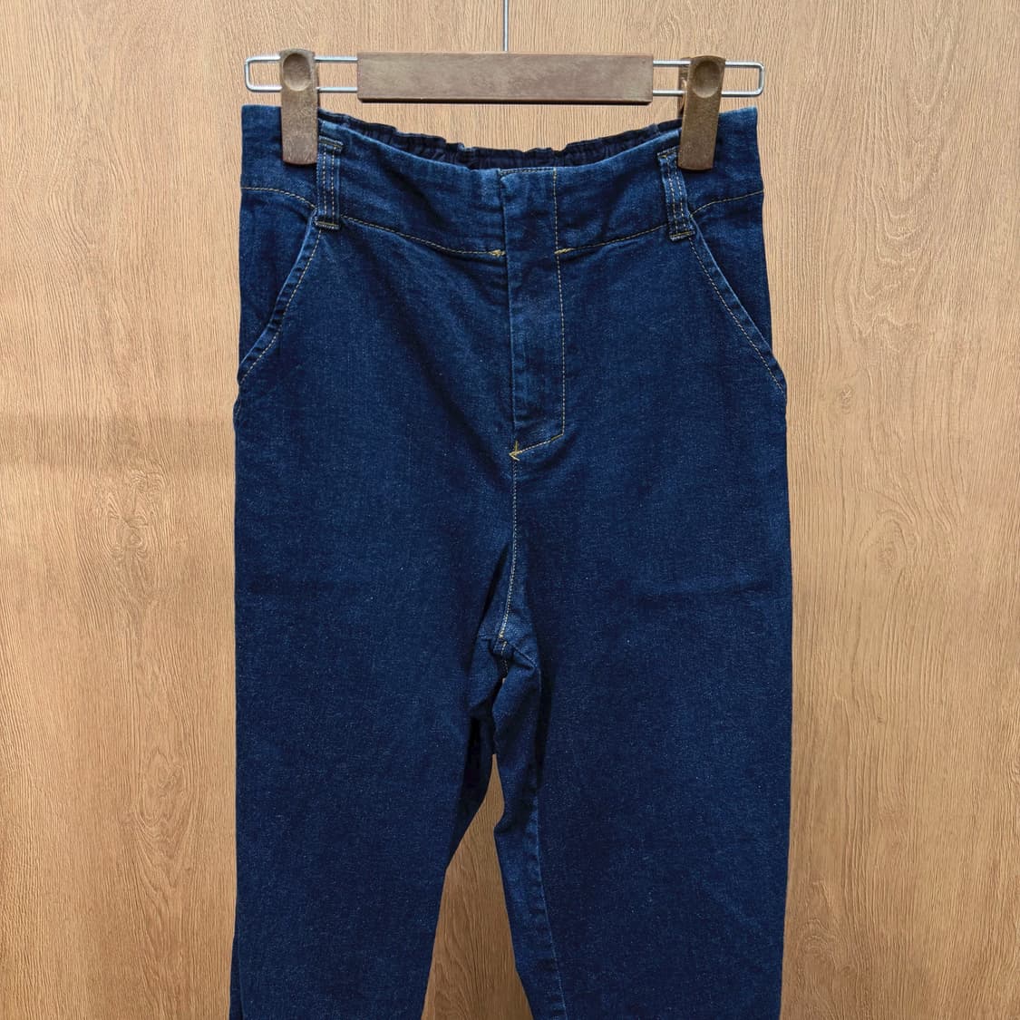 이세이미야케 플랜테이션 코튼 데님 팬츠 밴딩 사이드 포켓 디테일 진청 상품이미지4