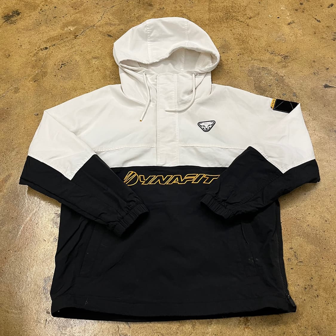 [정품/S,90] 다이나핏 그루브 바람막이 아노락 b16 상품이미지2