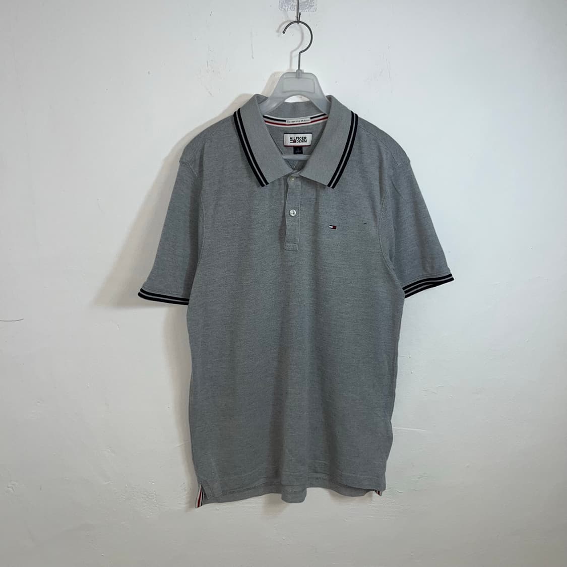 Tommy Hilfiger Grey Collar T-Shirt 상품이미지4