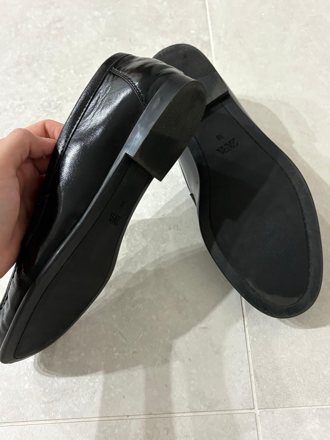 자라 소프트 셔링 로퍼 상품이미지2