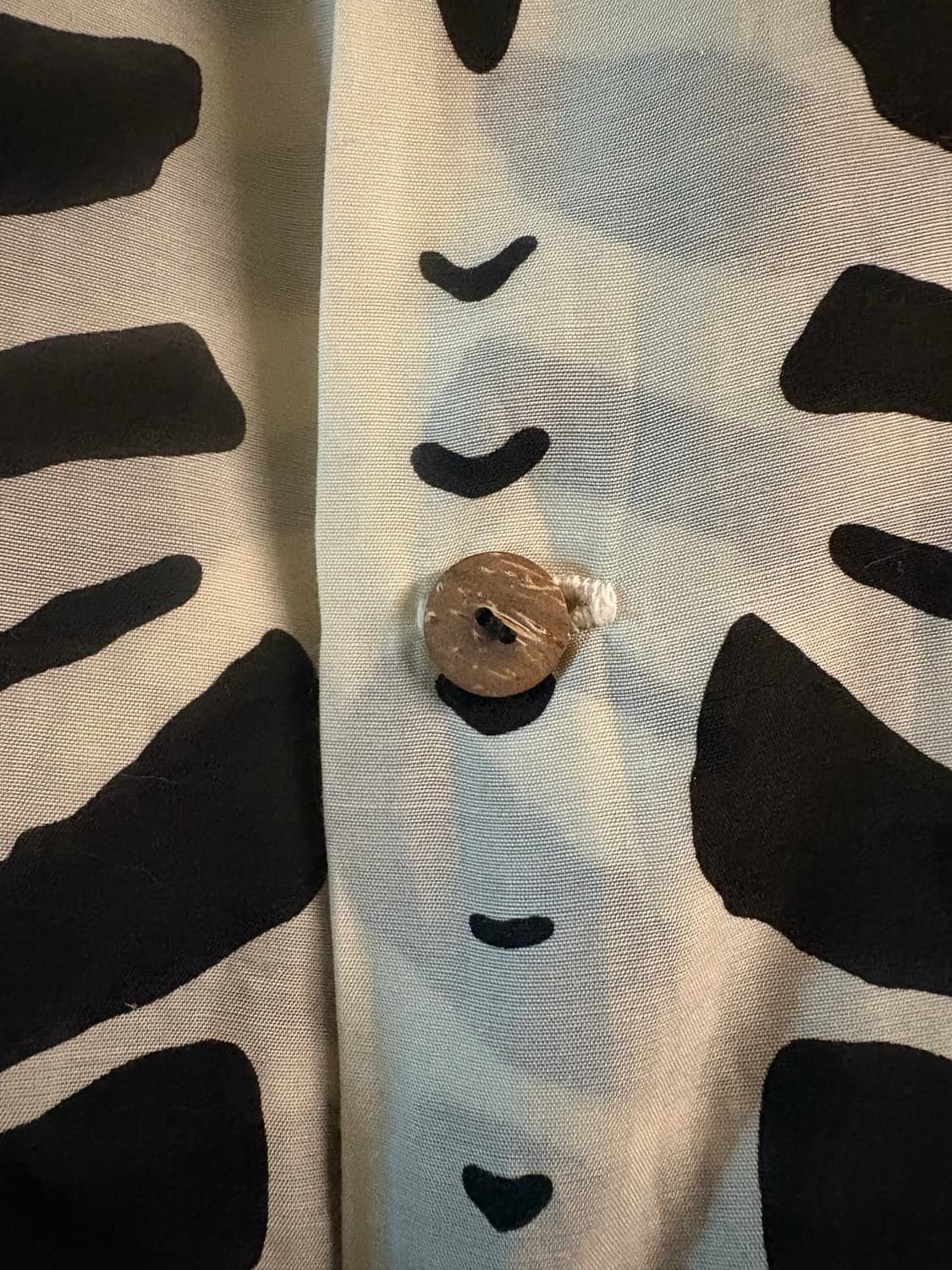 캐피탈 본 실크 큐프라셔츠 판매합니다 상품이미지4