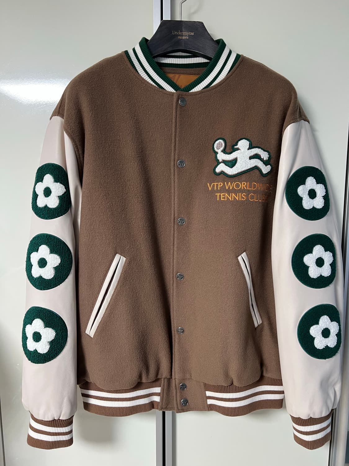 반디더핑크 테니스 바시티 L사이즈 상품이미지1