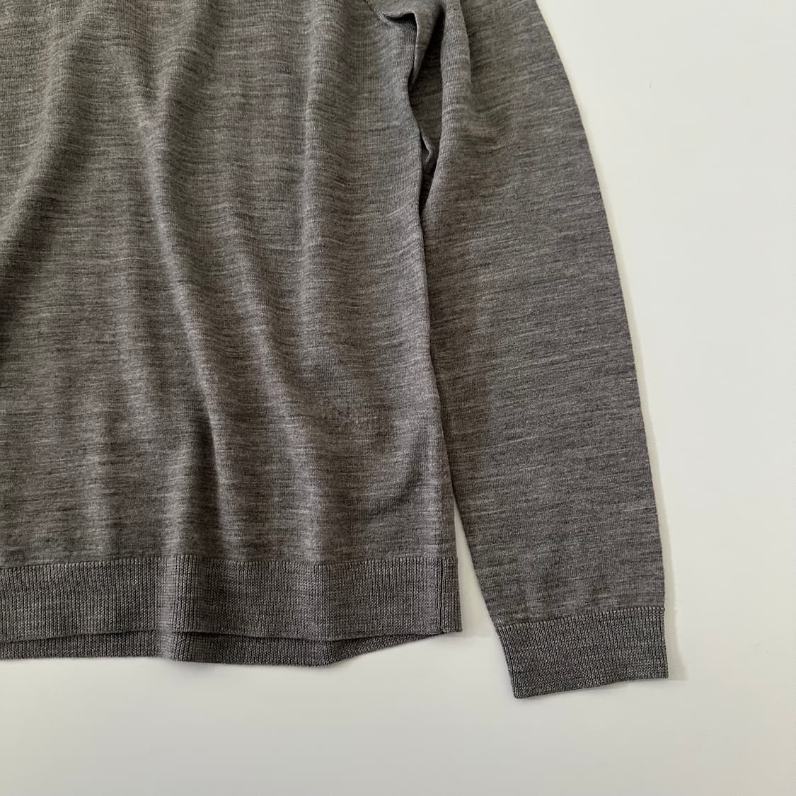 질샌더 jil sander navy 브이넥 울 니트 상품이미지3