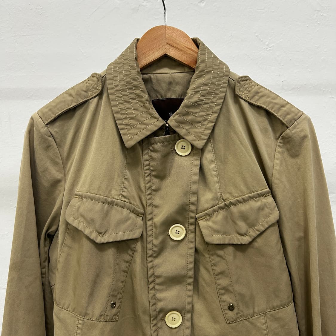 몽클레어 베이지 사파리 자켓  상품이미지4