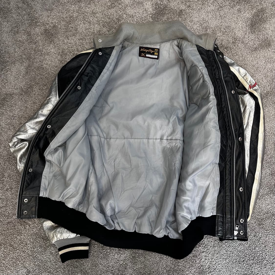 미즈노 블랙/실버 올드스쿨 바시티 자ㅅXL 상품이미지8