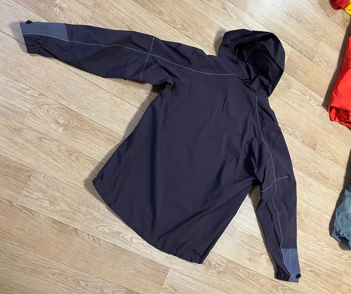 앤드원더 퍼텍스 쉴드 레인자켓  상품이미지2