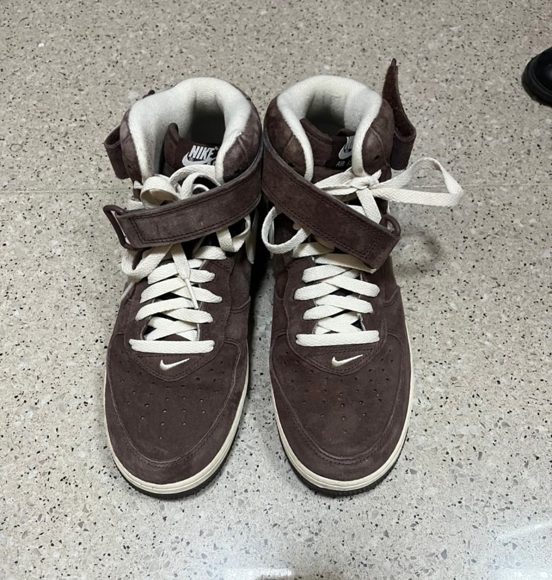 나이키 에어포스 1 미드 '07 QS 초콜릿 (265) 상품이미지1