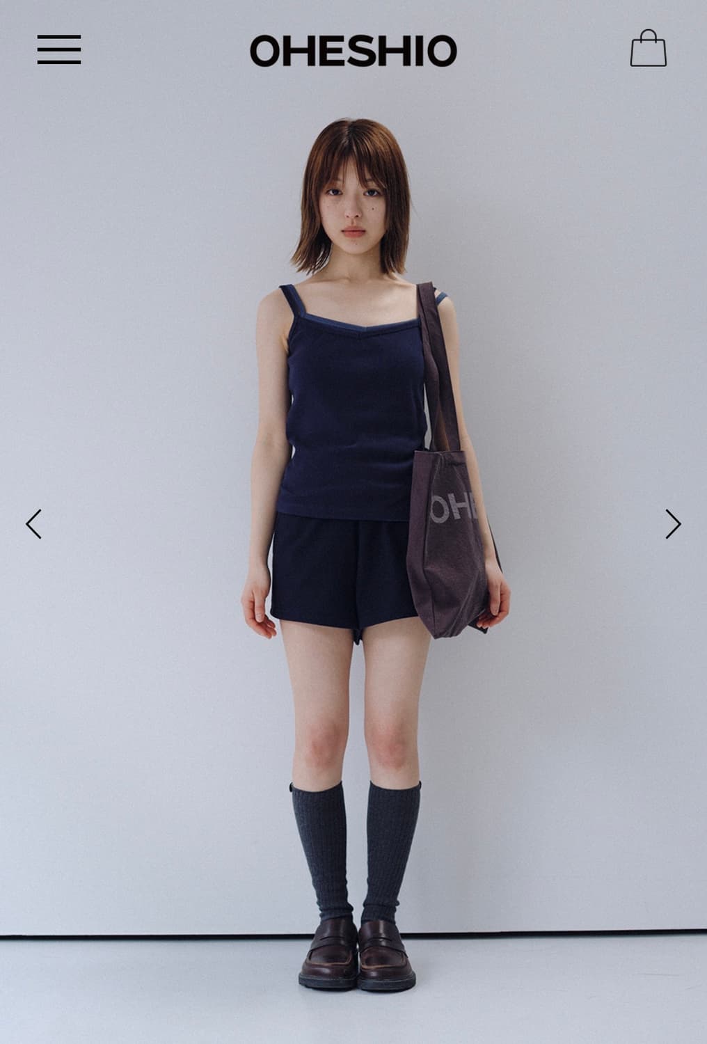 새상품 오헤시오 골지 브이넥 슬리브리스 블루 상품이미지1