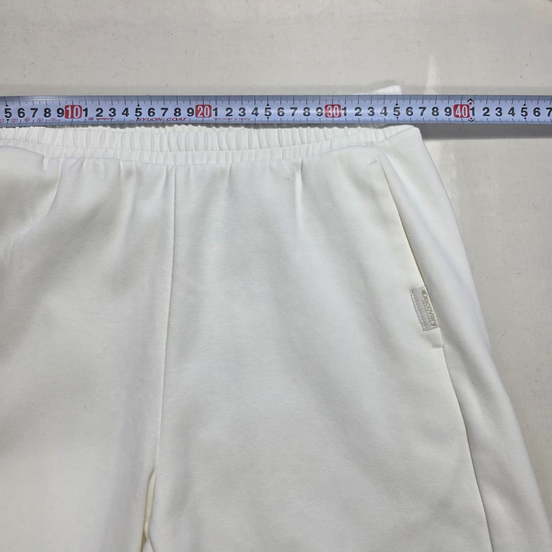 1190 디스커버리 남성 로고 포인트 트레이닝 반바지 28 상품이미지3