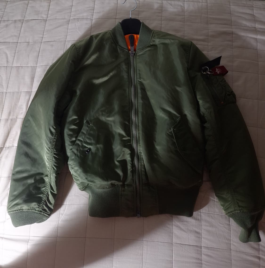 (새상품, S사이즈)알파 인더스트리 ma-1 상품이미지1