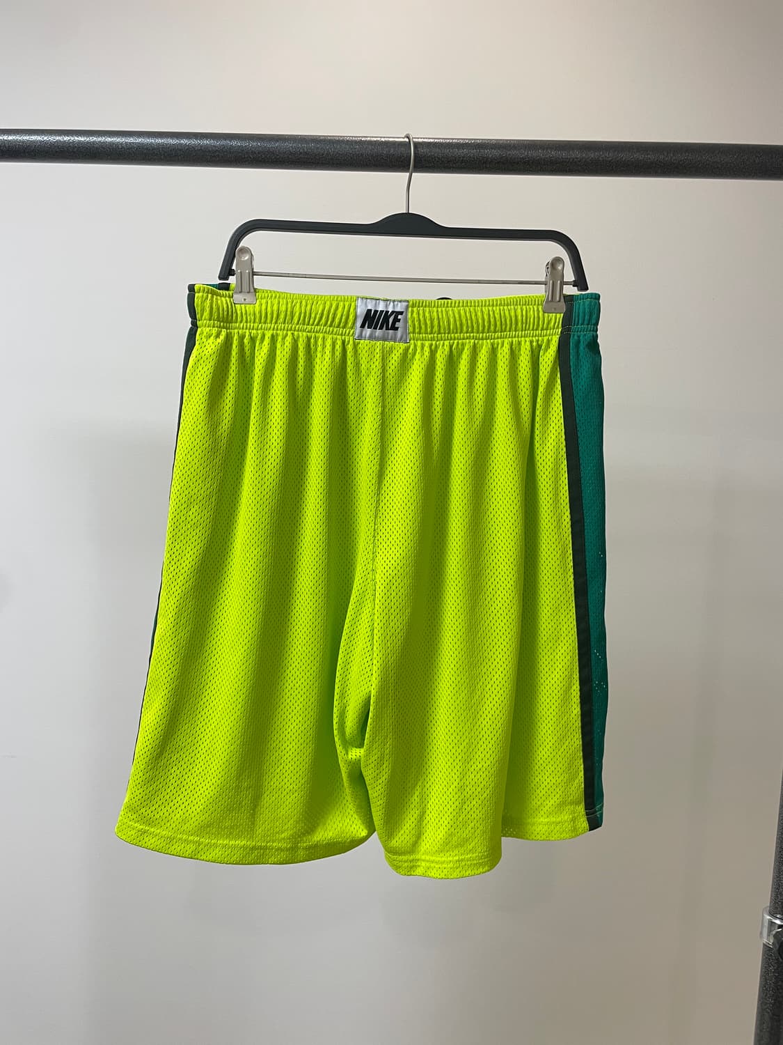 (XL) 나이키 형광 베스킷볼 트레이닝 반바지 하프 팬츠 상품이미지3
