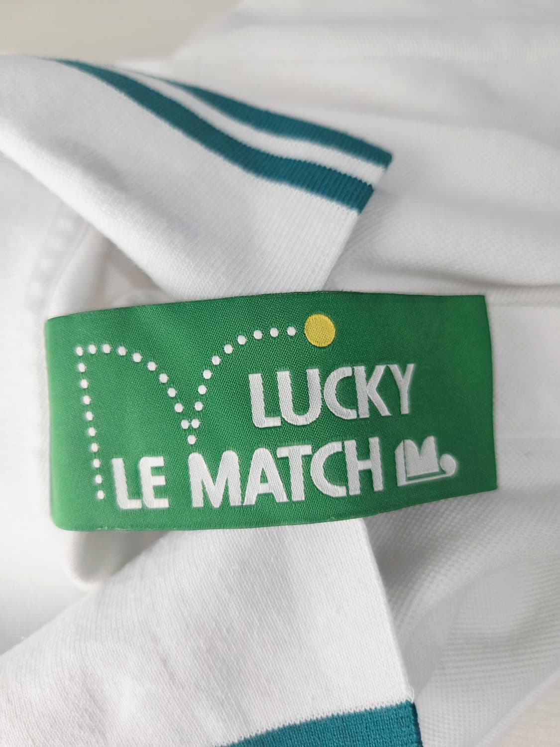 럭키마르쉐 화이트 크롭 카라 반팔티_FREE 상품이미지7