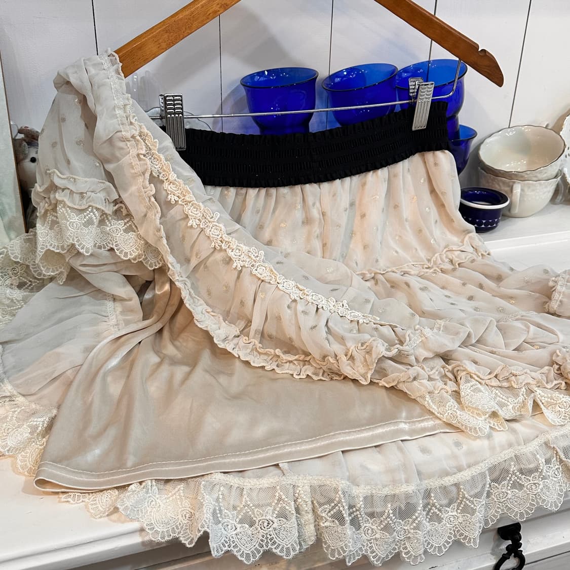 axes femme(엑시즈 팜므) 아이보리 골드도트 쉬폰 캉캉 레이스 스 상품이미지4