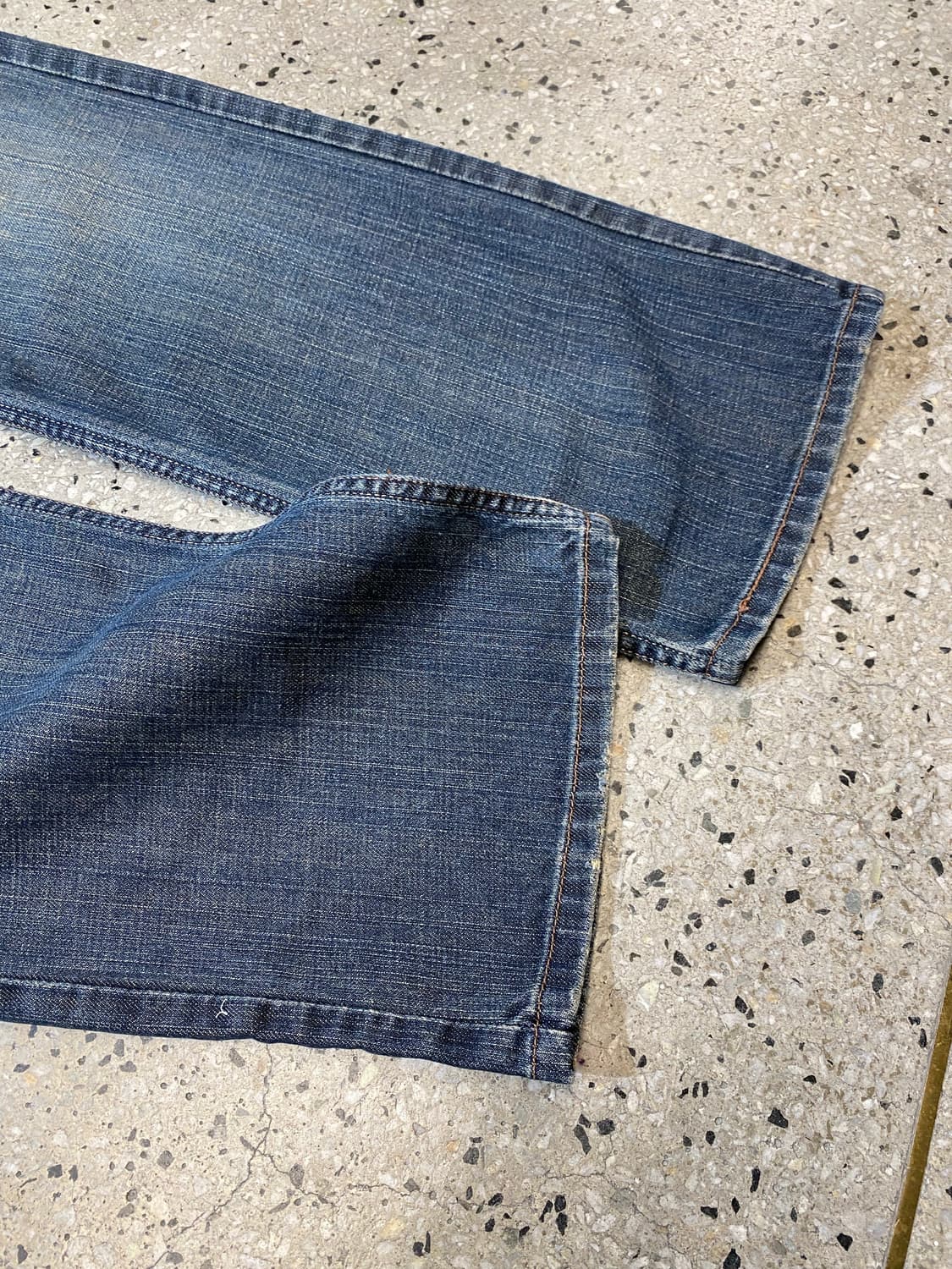 [32-33] Levi's 514 리바이스 스트레이트 핏 데님팬츠 상품이미지4