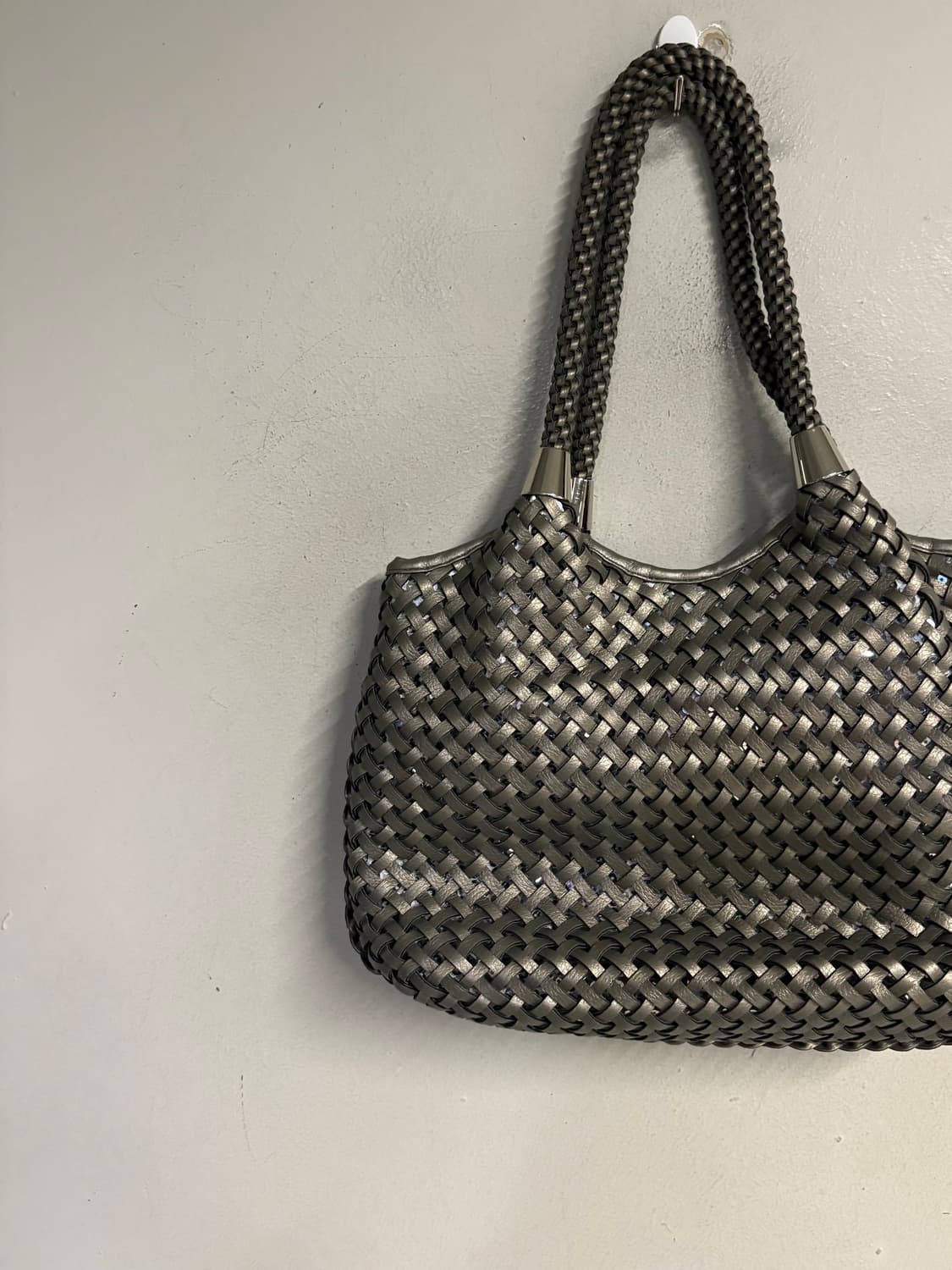 Y‘SACCS woven shoulder bag silver 상품이미지6