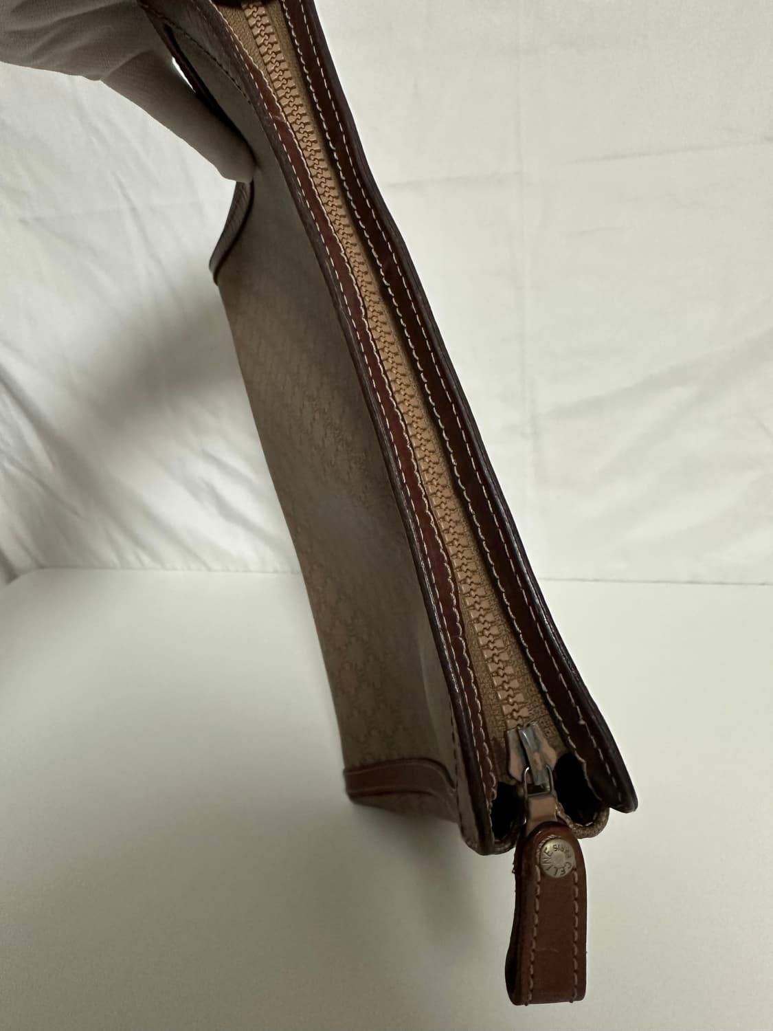 셀린느 마카담 코팅 캔버스 클러치백 (OS) 상품이미지7