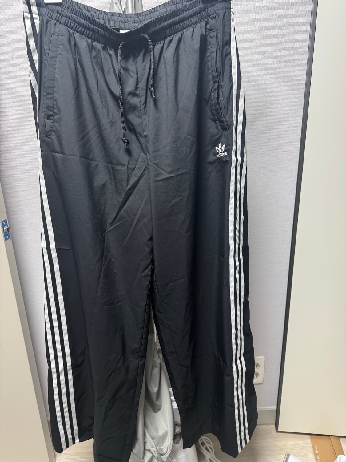 아디다스 아딜레니움 오버사이즈 트랙팬츠[M] 상품이미지1