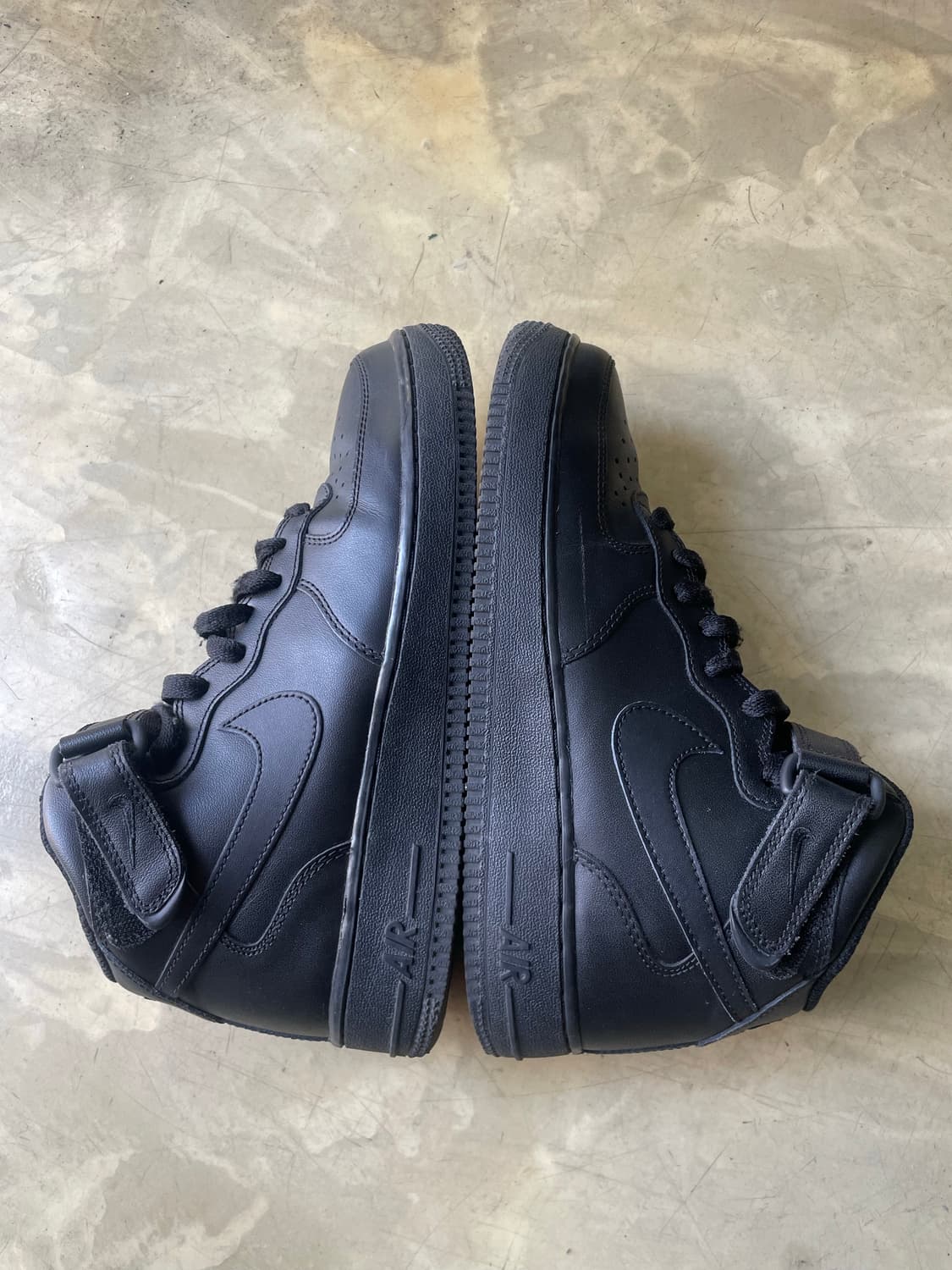 나이키 에어포스 1 미드 블랙 250 상품이미지4