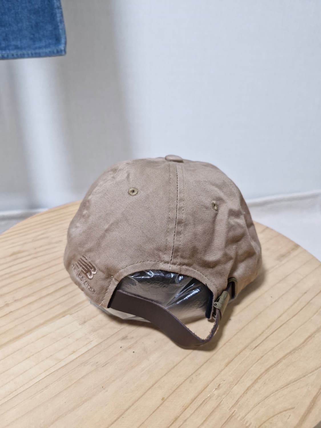 뉴발란스 스트랩백 베이지 볼캡 모자 상품이미지3