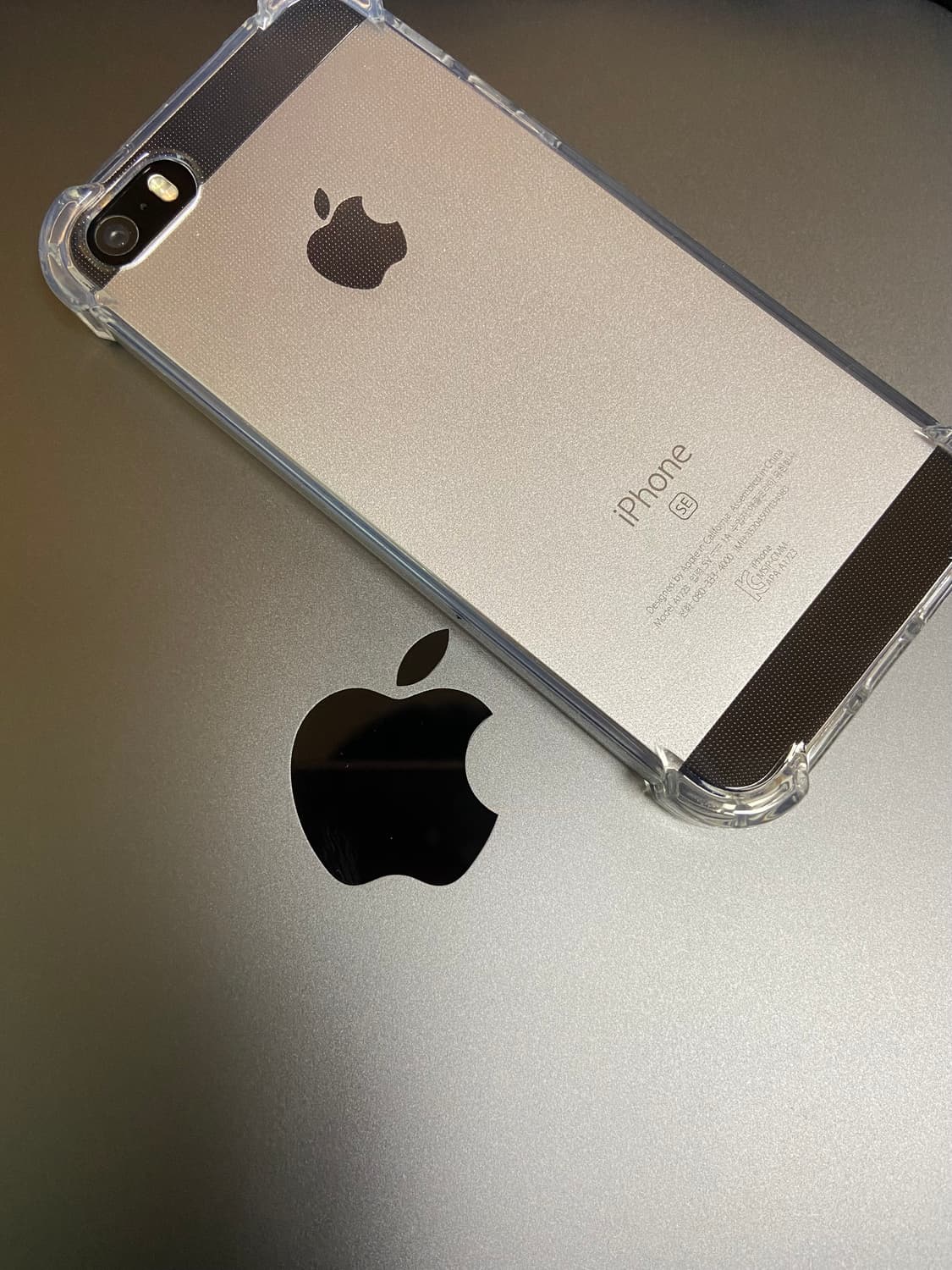 아이폰 se1 64 국내정발 스그 삽니다  상품이미지1