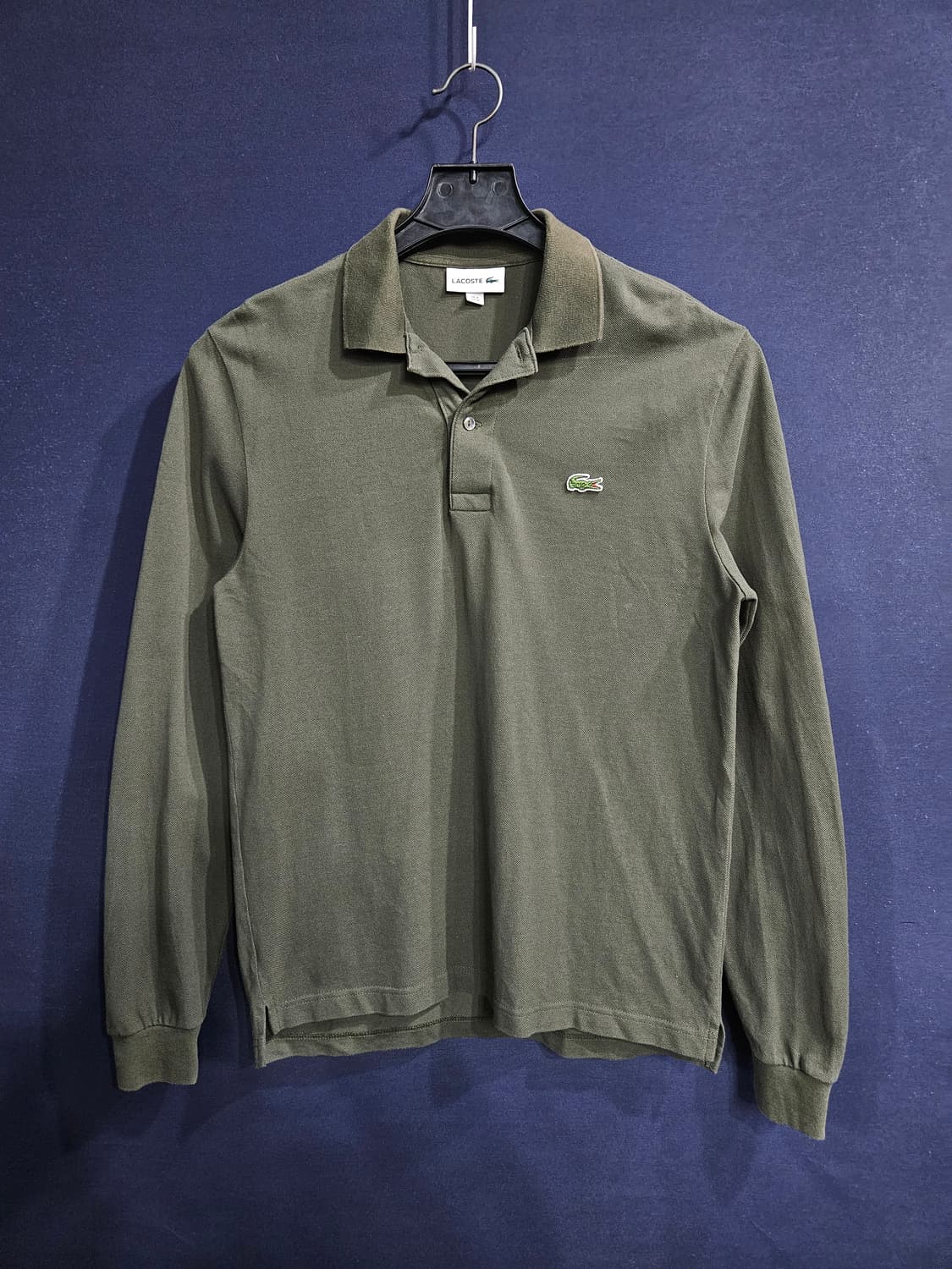 라코스테 카키 남성 95 카라 긴팔티셔츠  상품이미지1